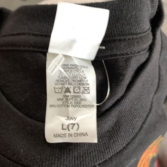 NWOT T-Shirt Lightning McQueen Speed Car in Red/Orange & Number 95. - Picture 5 of 5